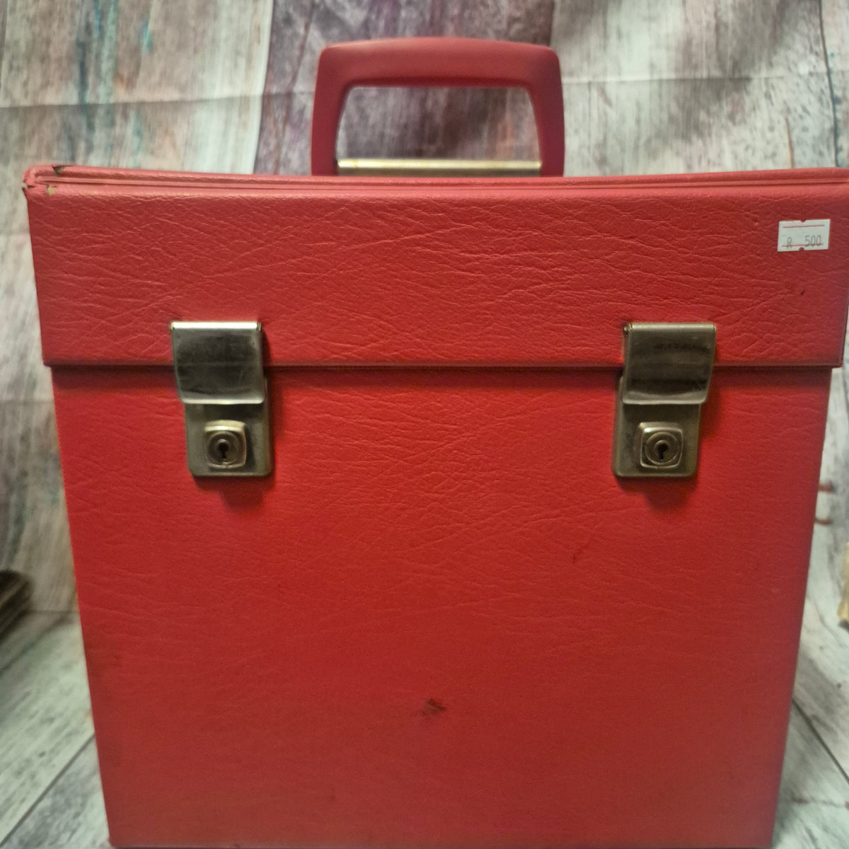 Red Vynal case