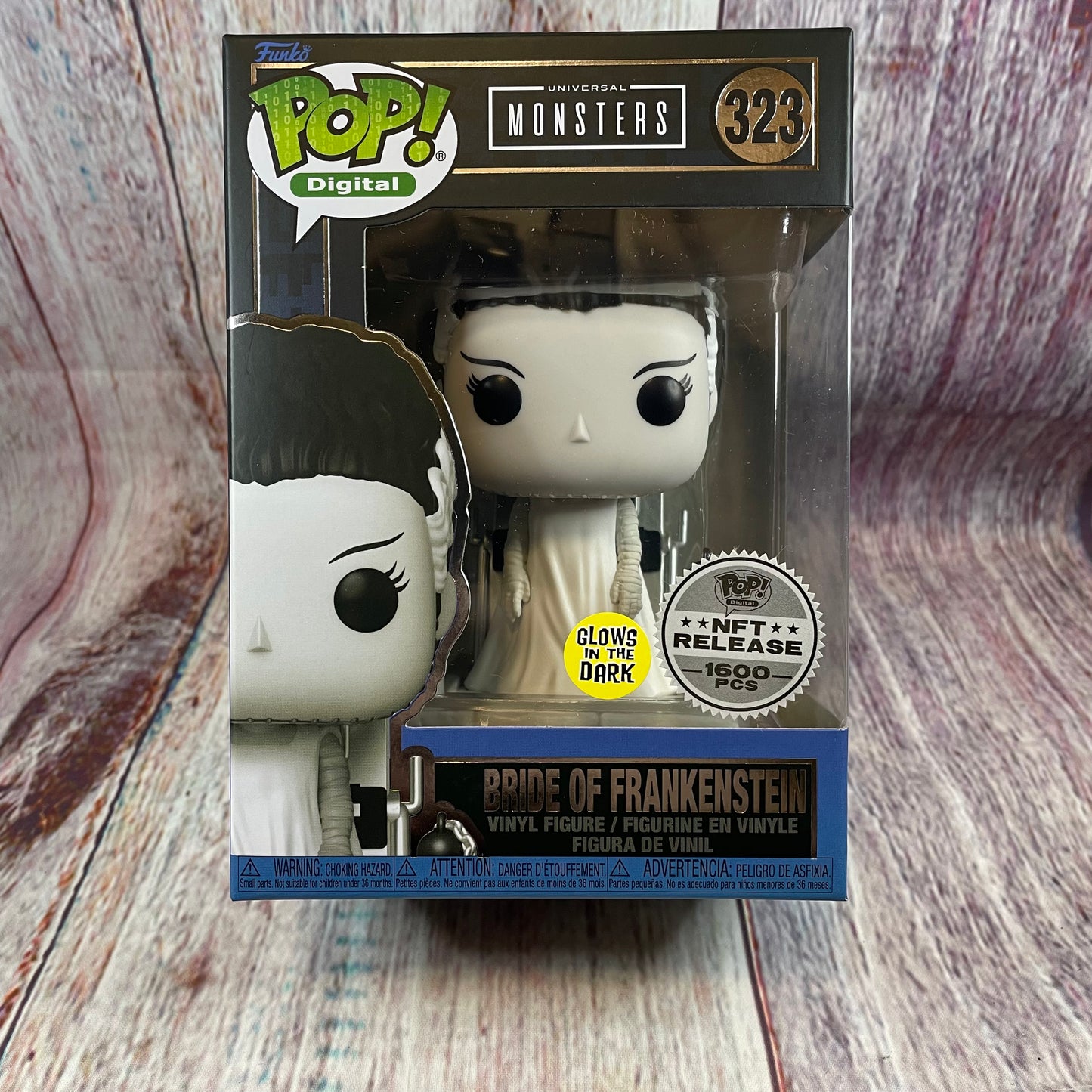 323 Universal Monsters, Bride of Frankenstein (Glow, NFT Release 1600 PCS) [1550 MINTED]