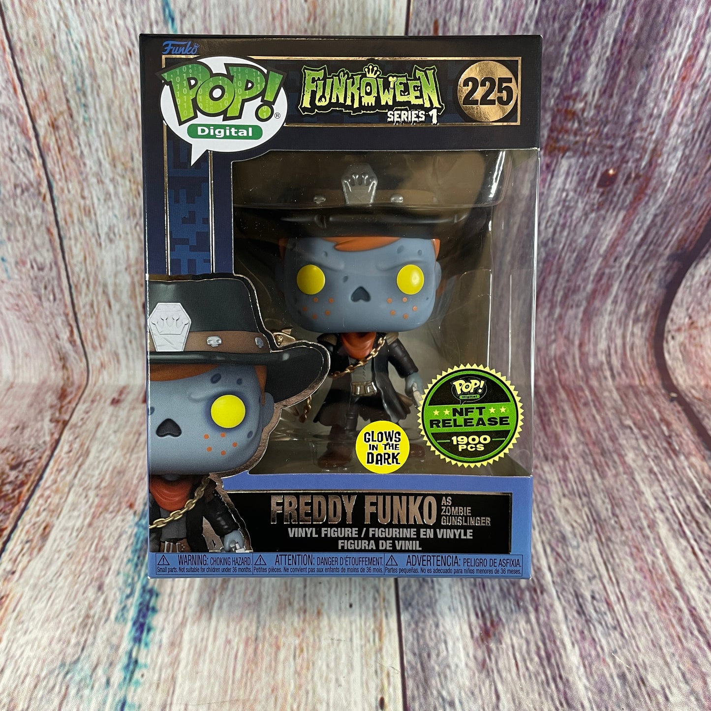 225 Funkoween Series 1, Freddy Funko as Zombie Gunslinger (Glow, NFT Release 1900 PCs)