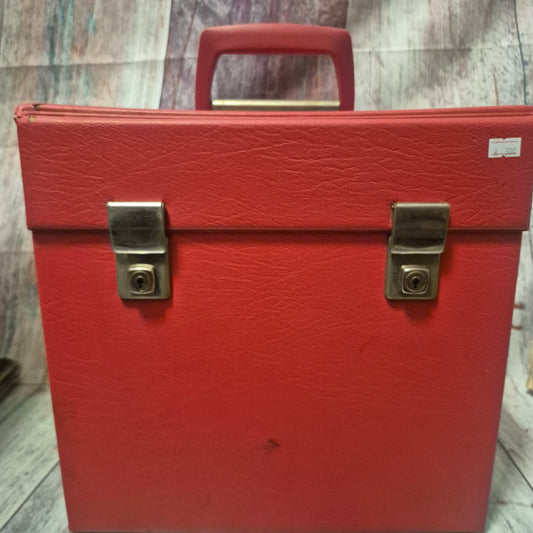 Red Vynal case